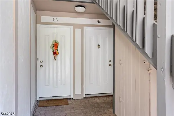 50 Kayser Ln, West Orange Twp., NJ 07052