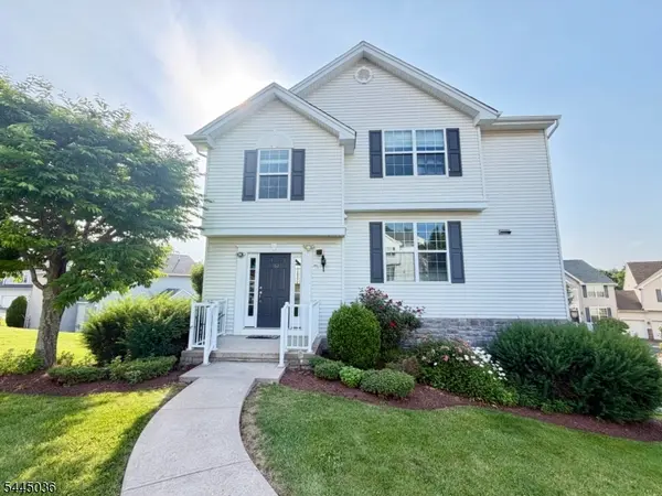 162 Sowers Dr, Mount Olive Twp., NJ 07840
