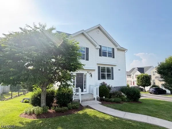 162 Sowers Dr, Mount Olive Twp., NJ 07840