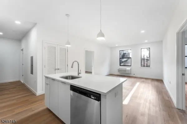 25 Freeway Dr #502, East Orange City, NJ 07018
