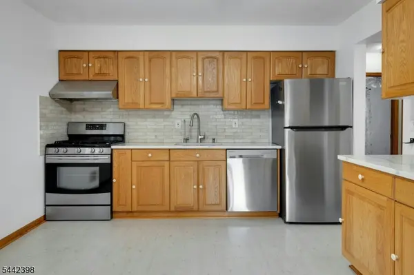 61 Fairmount Rd, Parsippany-troy Hills Twp., NJ 07054
