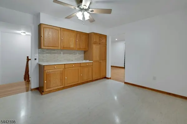 61 Fairmount Rd, Parsippany-troy Hills Twp., NJ 07054