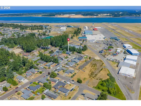 1602 ASH ST, North Bend, OR 97459