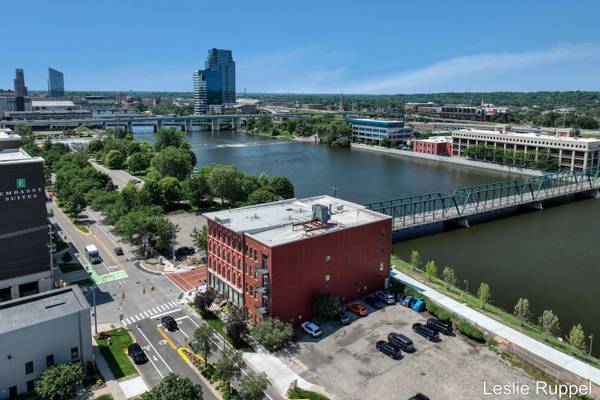 801 Monroe AVE NW ##206, City Of Grand Rapids, MI 49503