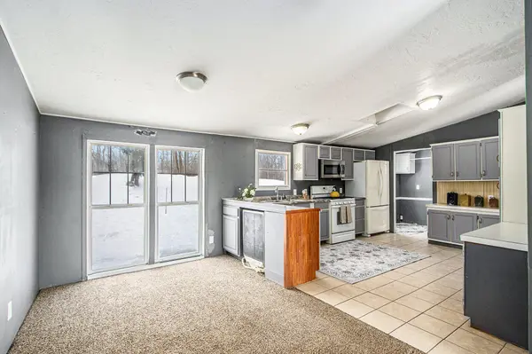 45717 64th AVE, Paw Paw Twp, MI 49079