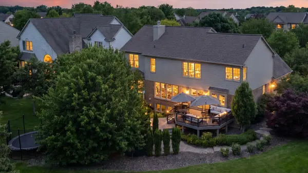 1749 Mountain Ash DR, West Bloomfield Twp, MI 48324