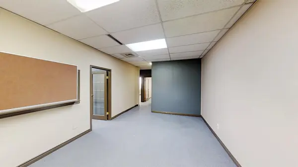 9914 109 AVE #202, Grande Prairie, AB T8V 1R6