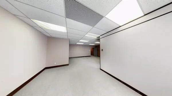 9914 109 AVE #204, Grande Prairie, AB T8V 1R6