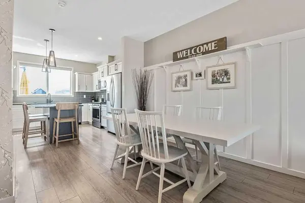 233 D'arcy Ranch DR, Okotoks, AB T1S 5T1