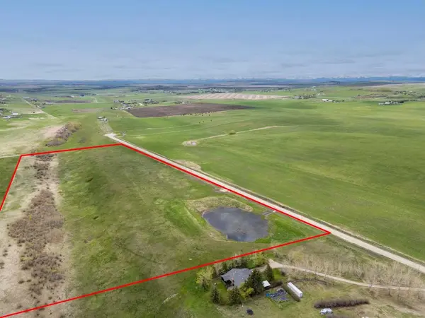 4;29;20;7;SE 36 Acres, Rural Foothills County, AB T1S 1A8
