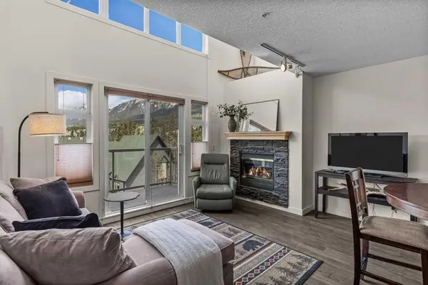 160 Kananaskis Way #406, Canmore, AB T1W 3E2