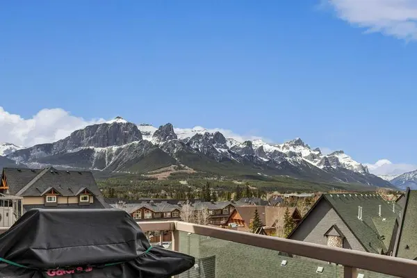 160 Kananaskis Way #406, Canmore, AB T1W 3E2