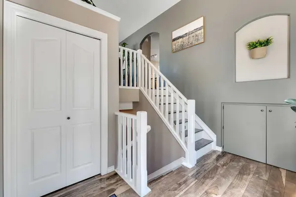 952 Silver Creek DR NW, Airdrie, AB T4B 2R6