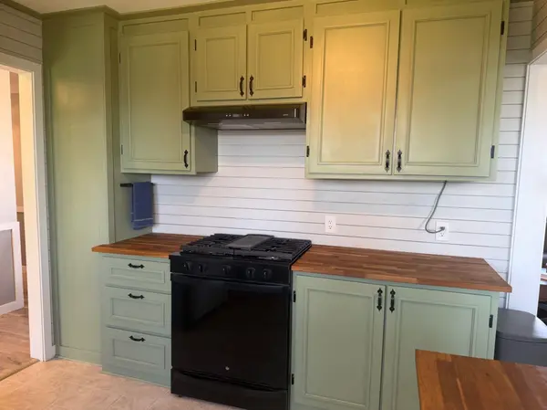 334 McEwan St., Granum, AB T0L 1A0