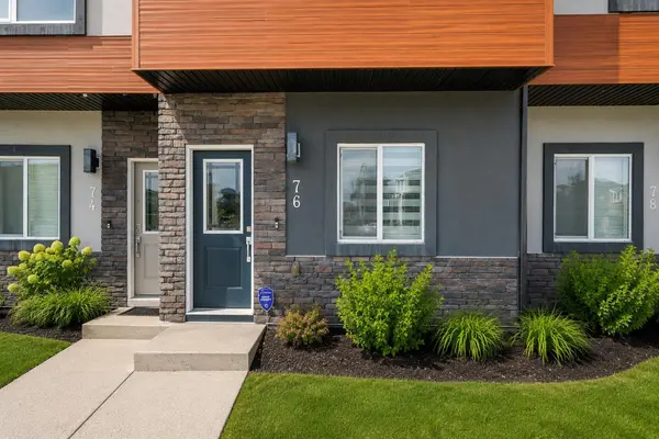 76 Skyview Link NE, Calgary, AB T3N 1N6
