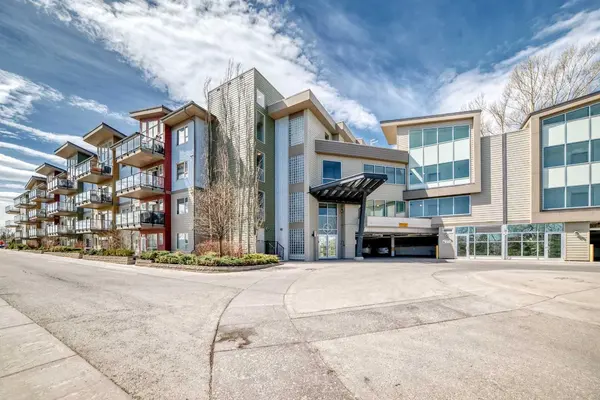 4303 1 ST NE #527,  Calgary,  AB T2E 7M3