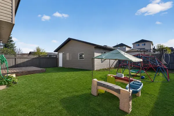 160 Citadel Bluff Close NW, Calgary, AB T3G5E3