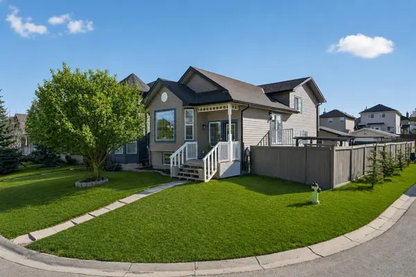 160 Citadel Bluff Close NW, Calgary, AB T3G5E3