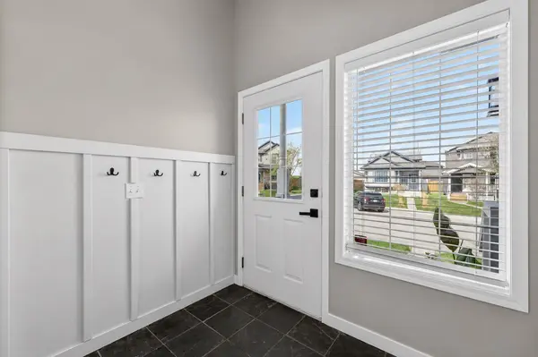 160 Citadel Bluff Close NW, Calgary, AB T3G5E3