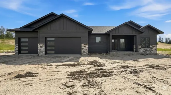 148 Burbank HTS,  Rural Lacombe County,  AB T0M 0J0