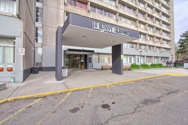 10 Sunny Glen WAY #909, Toronto C11, ON M3C 2Z3