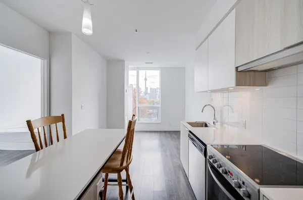 203 College ST #612, Toronto C01, ON M5T 1P9