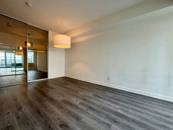 200 Sackville ST #314, Toronto C08, ON M5A 0C4