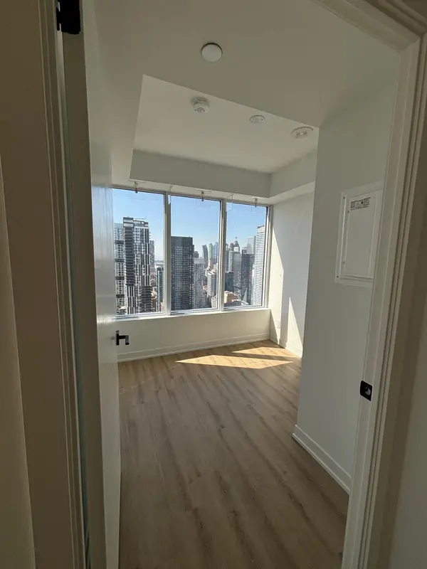 319 Jarvis ST #4315, Toronto C08, ON M5B 0C8