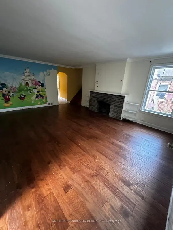 105 Poyntz AVE #Upper, Toronto C07, ON M2N 1J3