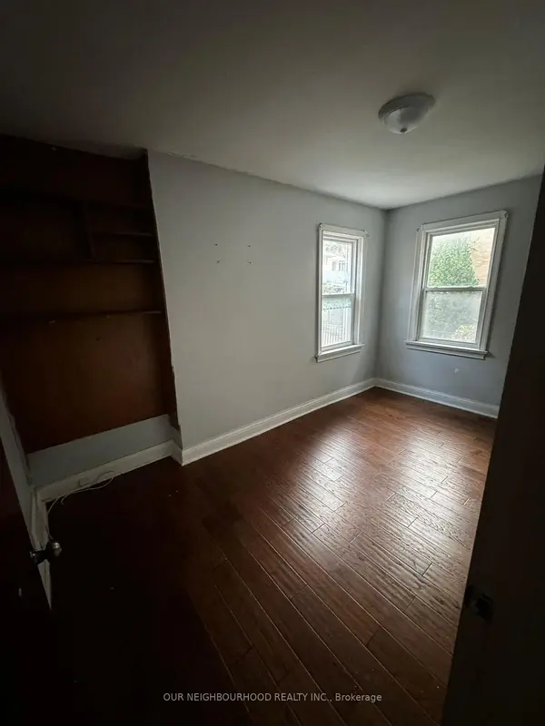 105 Poyntz AVE #Upper, Toronto C07, ON M2N 1J3