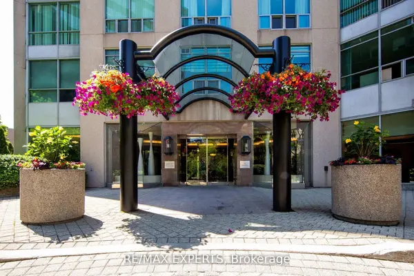 942 Yonge ST #1006, Toronto C02, ON M4W 3S8