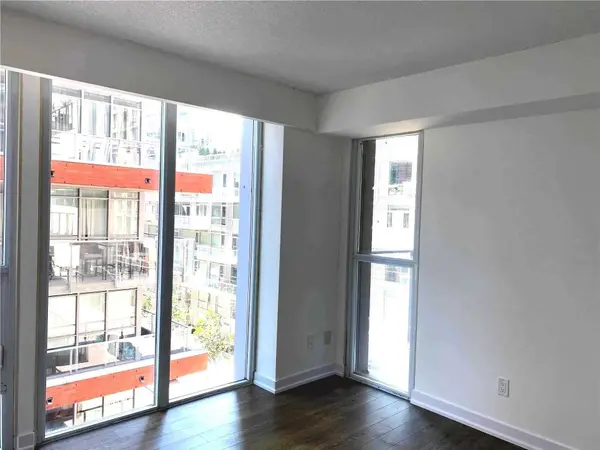 126 Simcoe ST #504, Toronto C01, ON M5H 4E6