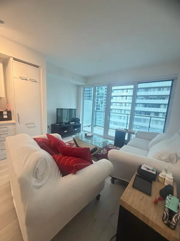 634 Church ST #2301, Toronto C08, ON M4Y 0G9
