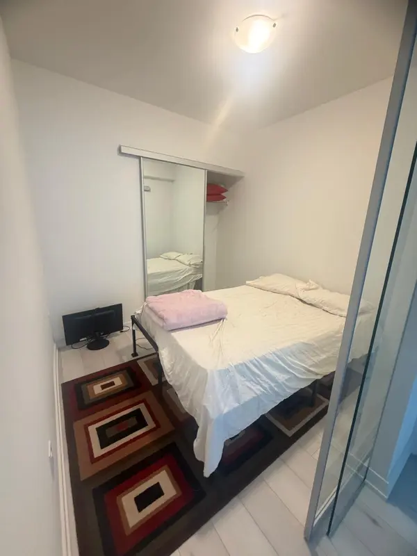 634 Church ST #2301, Toronto C08, ON M4Y 0G9