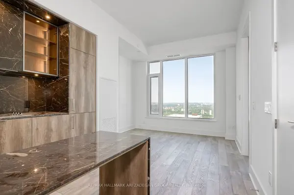 11 Yorkville AVE #5806, Toronto C02, ON M4W 1L2