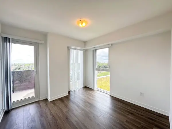 500 Wilson AVE #713, Toronto C06, ON M3H 0E5