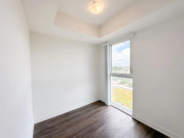 500 Wilson AVE #713, Toronto C06, ON M3H 0E5
