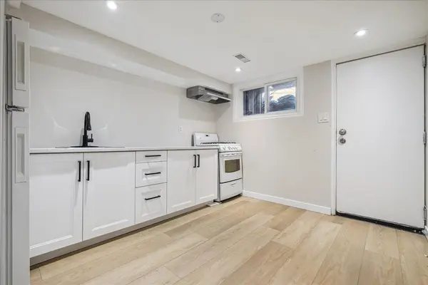 112 Claremont ST #Basement, Toronto C01, ON M6J 2M5