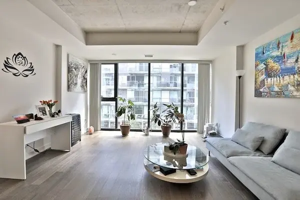 38 Stewart ST #302, Toronto C01, ON M5V 1H6