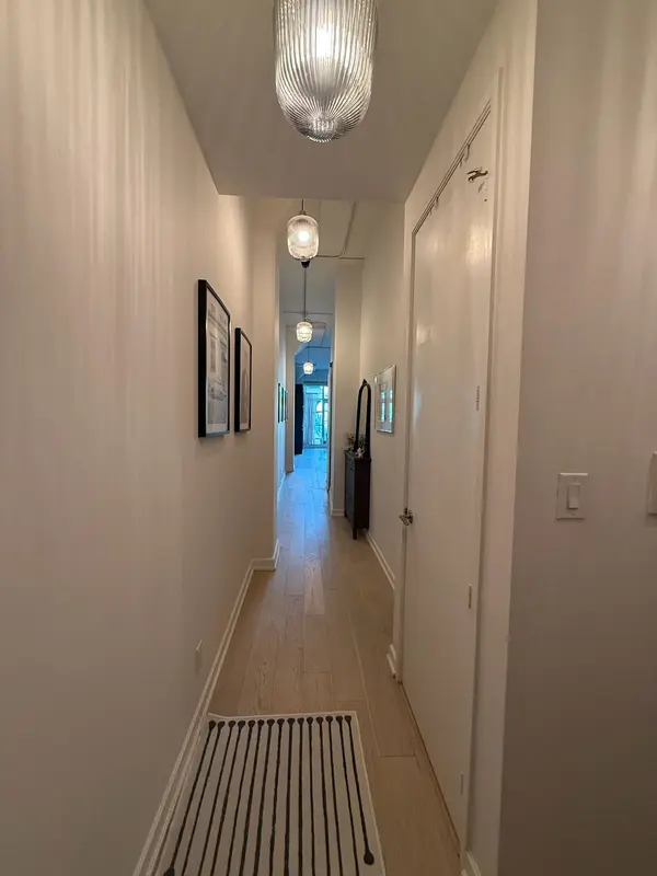 380 Macpherson AVE #313, Toronto C02, ON M4V 3E3