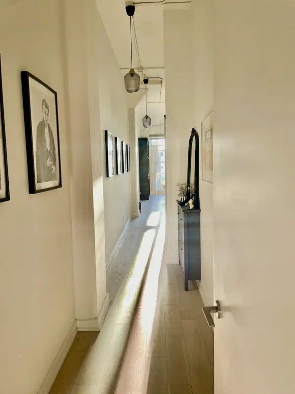 380 Macpherson AVE #313, Toronto C02, ON M4V 3E3