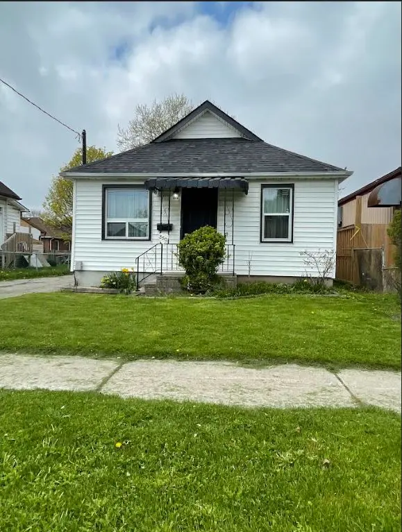 350 Oshawa BLVD S, Oshawa, ON L1H 5S4
