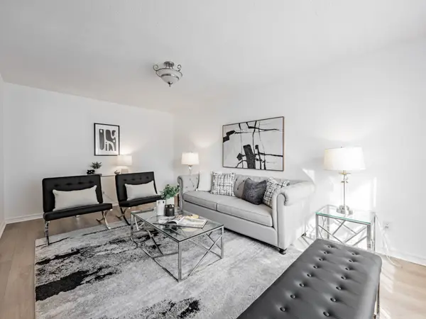 1858 Shadybrook DR, Pickering, ON L1V 3A8