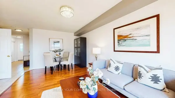 143 Cornish DR E, Clarington, ON L1E 3G9