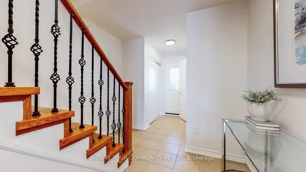 143 Cornish DR E, Clarington, ON L1E 3G9