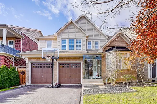 22 Northcastle CRES, Whitby, ON L1M 0H8