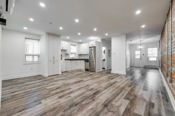 421 Danforth AVE #2, Toronto E01, ON M4K 1P1