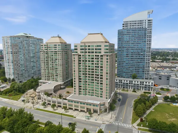 8 Lee Centre DR #913, Toronto E09, ON M1H 3H8