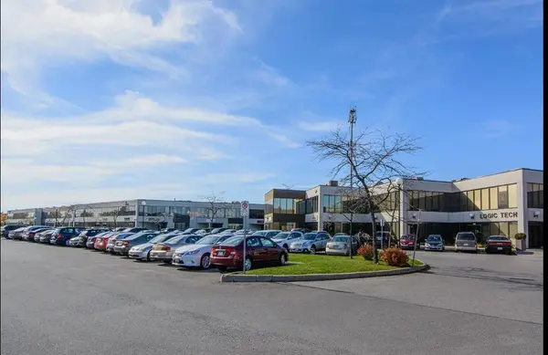 620 Alden RD #107, Markham, ON L3R 9R7