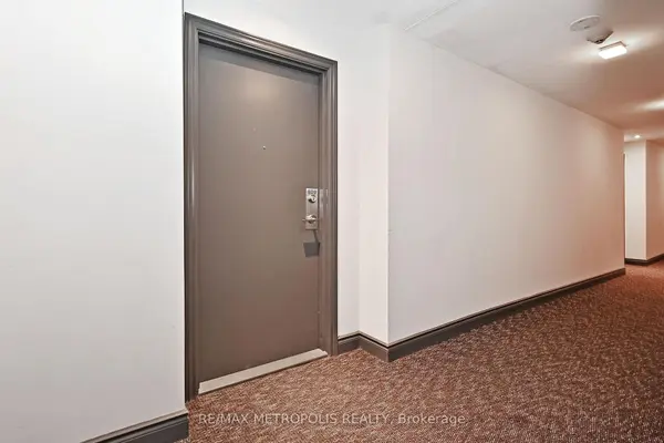 11611 Yonge ST #809, Richmond Hill, ON L4E 1G2